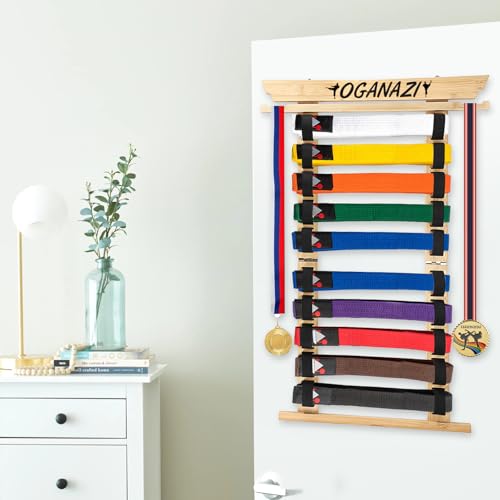 SUMNACON Kampfsport Gürtelhalter für 10 Gürtel Bambus Taekwondo-Gürtelständer Wandmontage Gürtel Display für Medail Judogürtel Karategürtel Ninjitsu-Gürtel als Personalisierbare Geschenk(kein Gürtel)