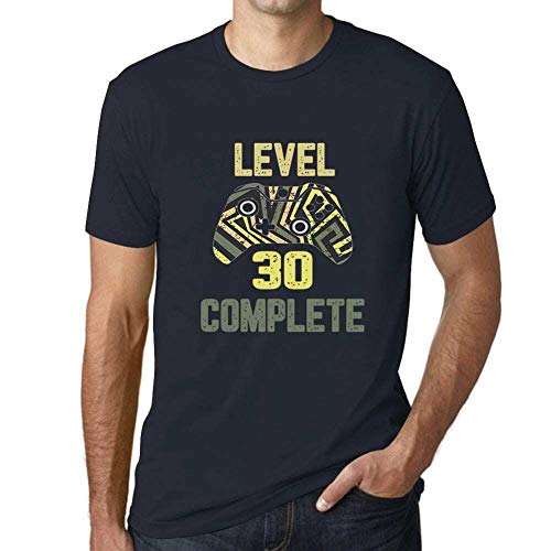 ABBIGLIAMENTO CASUAL CONFORTEVOLE ★ Scoprite il comfort impareggiabile delle nostre t-shirt Premium 190 g/m² in 100% cotone semi-pettinato ring-spun lavabile in lavatrice. Ideale per le vacanze estive, le fughe in campagna, il tempo libero, le uscite con gli amici, la famiglia o per le attività all'aperto come escursioni e il campeggio. Le nostre magliette trendy e originali offrono un tocco morbido e colori vivaci.
