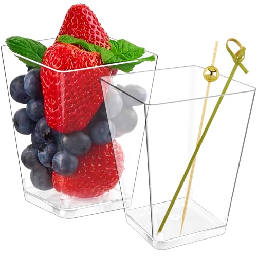 Kucoele 50 Sets 5oz Plastic Charcuterie Cups with Sticks, Disposable Fruit Cups for Party, Clear Appetizer Cups (50 Cups + 100 Cocktail Picks)
