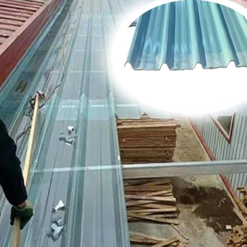 Paneles de fibra de vidrio contra goteras y falta de luz en tejados exteriores