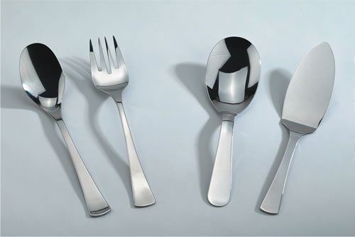 Couverts de service acier inoxydable 4 pièces pour ne plus rayer vos plats