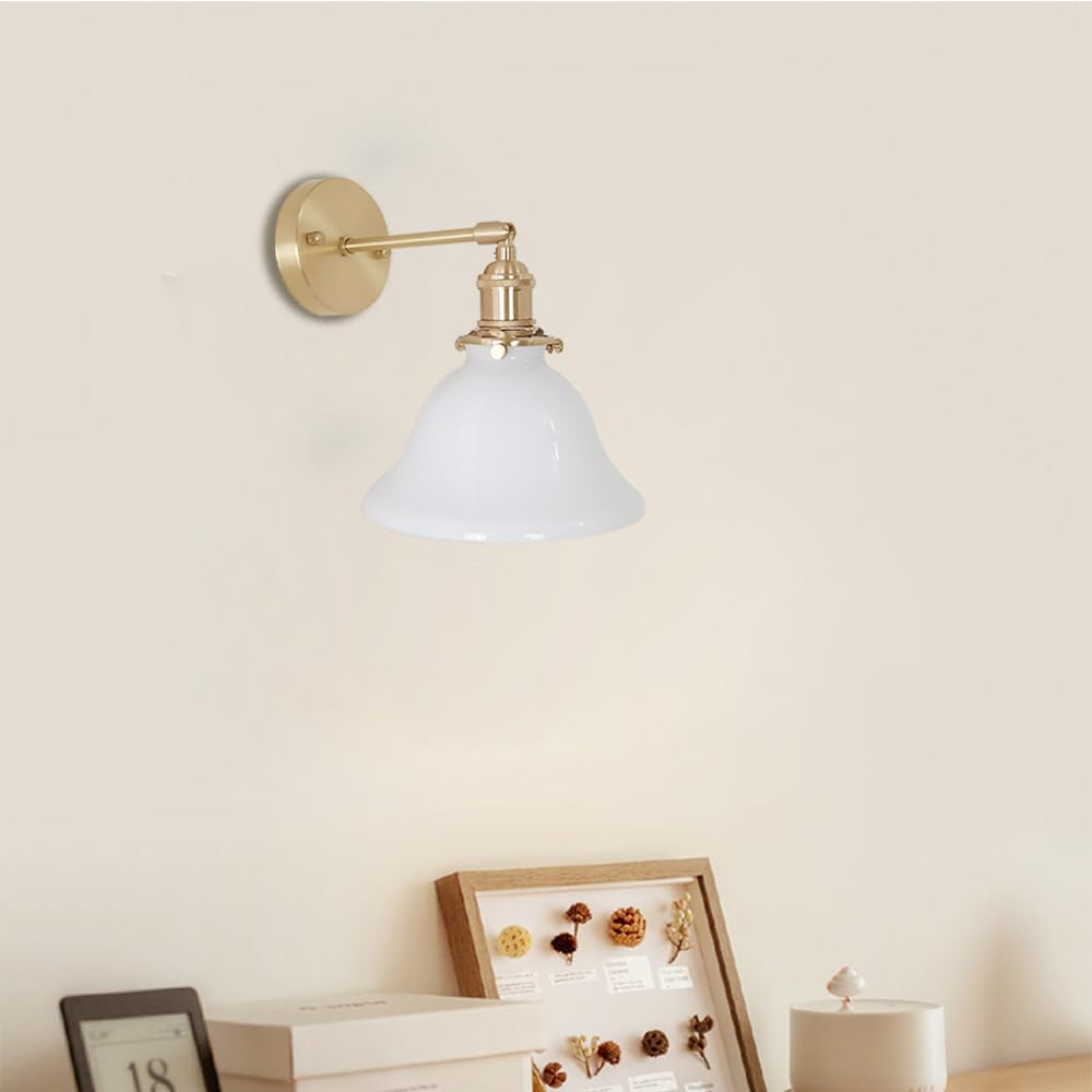 Applique da Parete in Ottone Regolabile, Moderna Lampada da Parete in Vetro Bianco Latte con Interruttore on/off, Lampada da Parete in Ottone Spazzolato retrò Vintage, Paralume in Vetro a Forma d