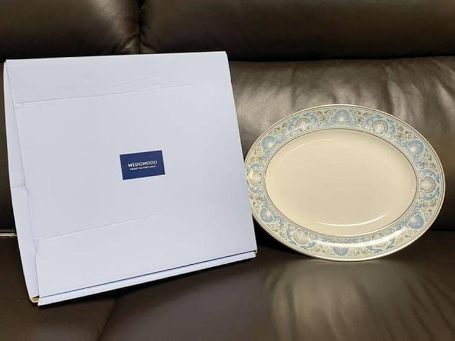 ウェッジウッド　ドルフィンブルー プレート お皿　アンティーク Amazon.co.jp: ウェッジウッド ドルフィンブルー プレート お皿