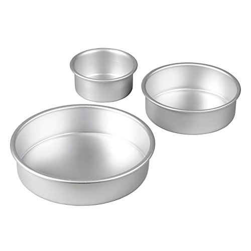 Wilton Aluminum Round Cake Pans, 3-Piece Set With 8-Inch, 6-Inch And 4-Inch Cake Pans #TOP2