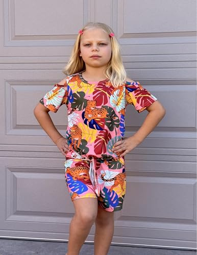 Image of Arshiner Girls Short Sets 2 Pieces Outfits Short Sleeve Tie Knot T-Shirts and Casual Shorts With Pockets Cute Clothes Sets