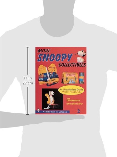 More Snoopy® Collectibles: An Unauthorized Guide with Values (Janette Oke's Animal Friends)      Paperback – May 15, 2000