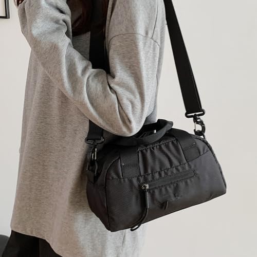 Practical Gym Bag With Spacious Compartments Ergonomic Shoulder Strap For Sports Gears Daily Commuting3