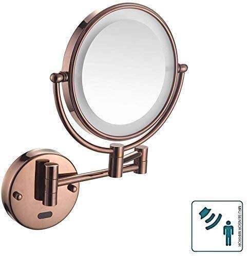 Miroir de rasage de salle de bain lumineux pour une vanité d'hôtel moderne et élégante