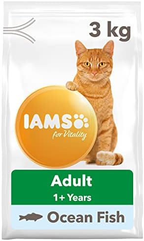 IAMS Complete Dry Cat Food for Adult 1+ Cats with Ocean Fish 10 kg