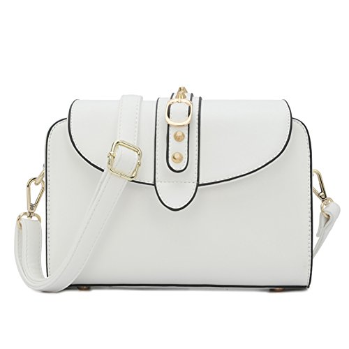 Sac messenger mode chic aux finitions rivets travaillées pour un look estival élégant