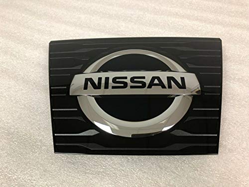 NEW OEM NISSAN ROGUE 2017-2018 FRONT GRILLE EMBLEM - PANEL TYPE - LUXURY MODELS