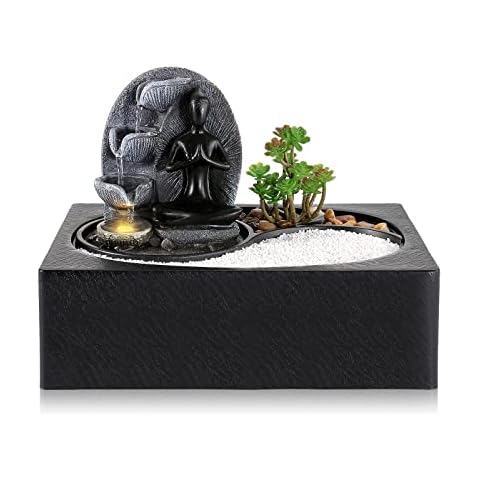 Dyna-Living Zimmerbrunnen Tischbrunnen, Brunnen Polyresin Springbrunnen LED-Beleuchtung, Tischplatte Wasserbrunnenl mit Sand Steinen & Pflanzen Dekorationen, Sitzende Buddha Brunnen, 29 x 21 x 23cm Cover
