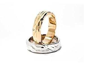 Eros Comin Gioielli Eros Comin Gioielli Ehering aus 18-karätigem Gold, gewölbt mit Verarbeitung, Lichteffekt, italienische Goldschmiede. Eros Comin Gioielli Eros Comin Gioielli Ehering aus 18-karätigem Gold, gewölbt mit Verarbeitung, Lichteffekt, italienische Goldschmiede.