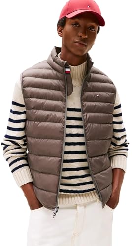 Image of TOMMY HILFIGER Men's Quilted Puffer Packable Vest Collection 2025