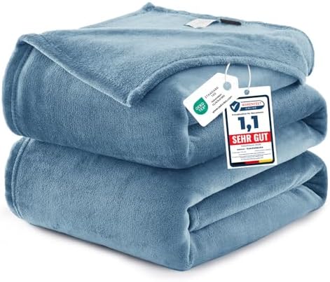 WAVVE Kuscheldecke Flauschig Decke Tagesdecke für Bett, 220x240 Blau | 260g/m² Sofadecke, Weich Flanell Fleecedecke, Überwurf für Sofa und Bett, Couchdecke, Blanket als ideale Gesc