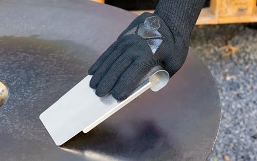FENNEK Grillspachtel für Feuerplatte und co | zum Wenden und Anrichten von Grillgut | zum Abschaben und reinigen der Feuerplatte | extra stabile Ausführung | Made in Germany