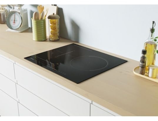 CANDY - Plaque Induction Connectée - 3 Zones de Cuisson, 1 Flexible, Booster Max 3500W, Commandes Groupées, Réglage Tactile, Fonction Pause, 7400 W, Installation à Fleur, Bords Droits - 59 x 52 x 6 cm