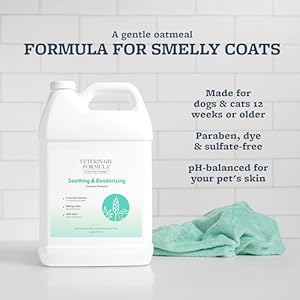 Veterinary Formula Smart Coat Complex Soothing and Deodorizing Oatmeal Shampoo for Dogs, 128 Fl oz – Baking Soda Eliminates Odors, Aloe Vera & Oatmeal Cleanse and Hydrate Skin – Long-Lasting Fragrance