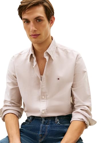 Image of Tommy Hilfiger Men's Long Sleeve Oxford Shirts in Regular Fit, Men's Button Down Shirts, Also Available in Big and Tall