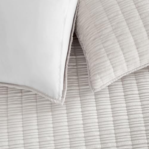 Image of Wonderful Corduroy Texture Ivory Quilt Set Queen - Hypoallergenic Skin-Friendly Soft Plush Velvety Touch Bedspread, Classic Vertical Striped Lightweight Coverlet for All Season, 94 inchx94 inch