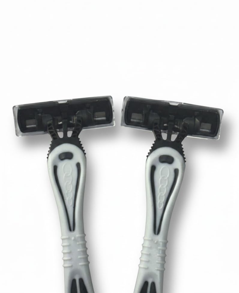 Image of Wetell Pure Comfort 3 Razor for Men | Triple Blade Shaving Razor for Smooth & Easy Shaving | Precision Blades, Ergonomic Handle | Pack of 3 (WT202360)