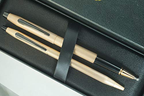Duo stylos Cross or rose PVD au bureau et en réunion