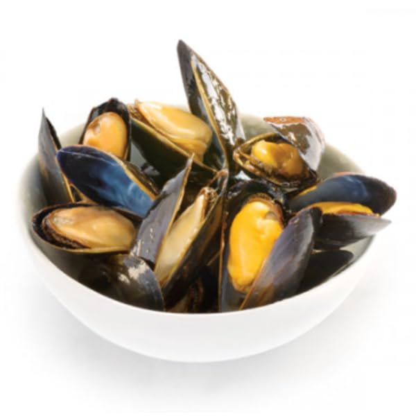 Premium Frozen Fully Cooked Mussels – Tender, Sweet Shellfish – Ready to Heat Seafood – Flash frozen to preserve freshness, taste, and quality , Ready to heat for quick, easy, and convenient meal preparation , Perfect for Pasta, Soups & Appetizers [ 80 oz , 5 lb ]