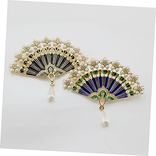 Broche éventail bleue finitions soignées insigne de mode
