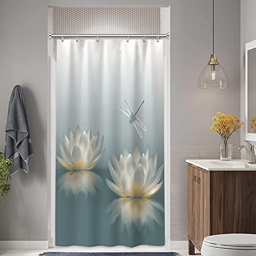 SDOTPMT 90x183cm Lotus Fleur Rideau de Douche Mignon Libellule Zen Spa Rideau de Bain Élégant Floral Spirituelle Méditation Rideau de Baignoire Étanche pour Salle de Bain avec Crochets Cover