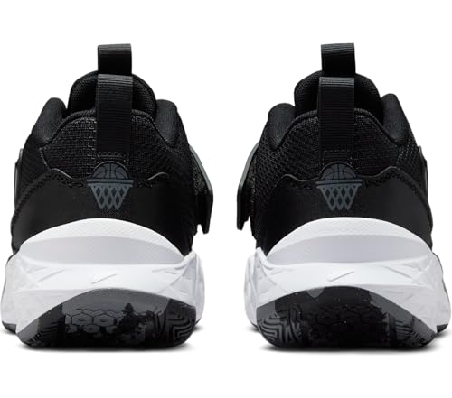 Nike Kids' Team Hustle D Basketball Shoes4