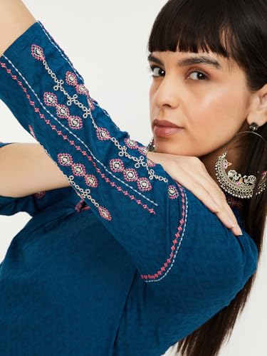 Image of Max Women's Cotton Blend Regular Fit Casual Kurta