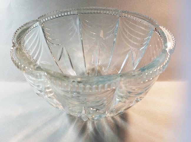 Katrina Custom Fancy Glass Dish with Powder Puff - Medium No Lid