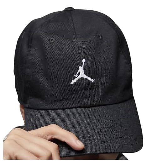 Nike Unisex J Club Us CB WSH Jm Cappellino da Baseball Black/White M/L 7 Nike Unisex J Club Us CB WSH Jm Cappellino da Baseball Black/White M/L
