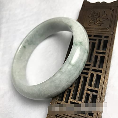 Bracelet en jade naturel : le cadeau idéal sculpté pour femme