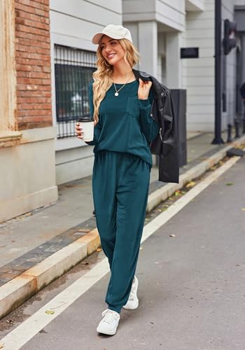 Ekouaer Womens Pajamas Sets Long Sleeve Soft Sleepwear 2 Piece Velvet Pjs Lounge Sets with Pockets