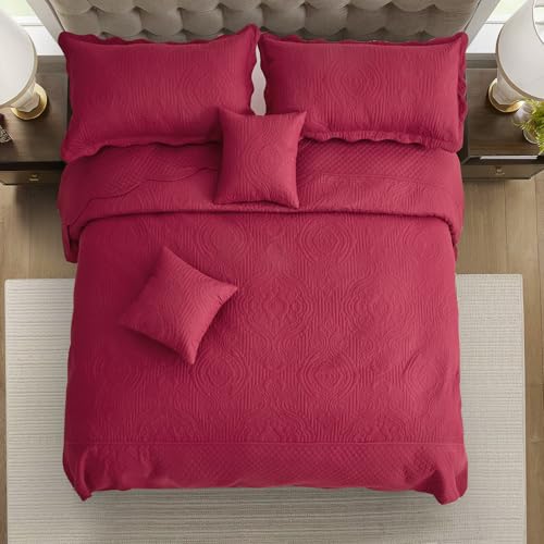 Image of HZ & HY Oversized King Bedspread, Embossed Damask Quilt Set King /Cal King, Lightweight Reversible Coverlet, Scalloped Edge - Warm Traditional Look, 5 Piece, Wine Red