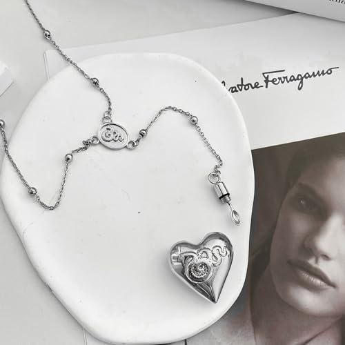 Lana Aesthetic Heart Snake Necklace with Spoon Pendant - Rosary Style in Gold2