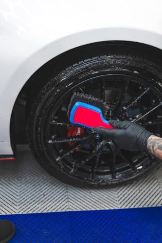 Detail Factory - Escova de roda ProGrip - Alça ergonômica ProGrip - Cerdas macias com ponta sinaliza