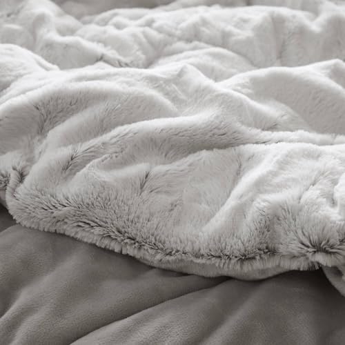 Image of Madison Park Soft Plush Comforter Long Faux Fur Design, Mid Century, Modern All Season Down Alternative Bedding Set with Matching Sham, Full /Queen, Gia, Gray /White 3 Piece