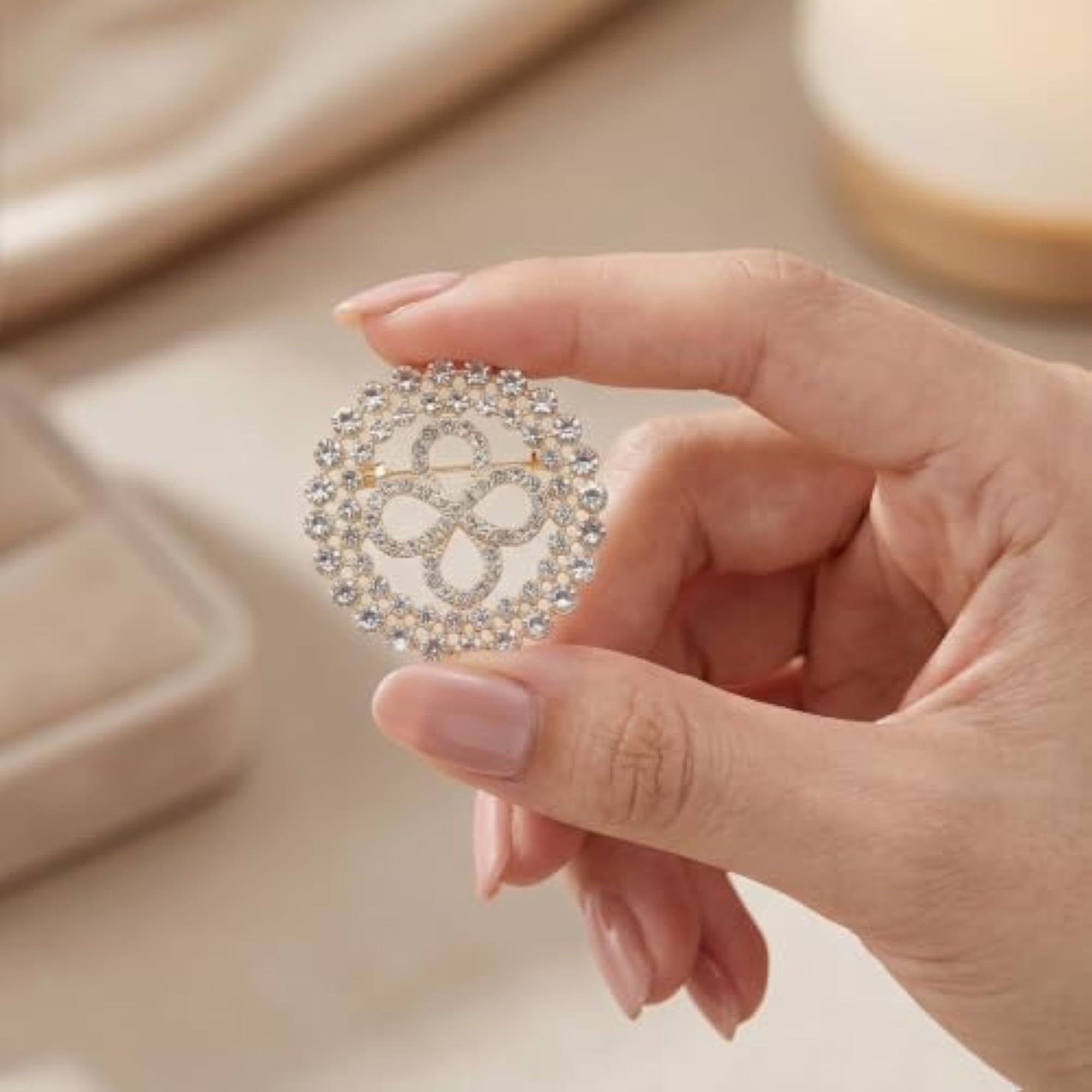 Flower Crystal Brooch Corsage, Elegant Alloy Finish