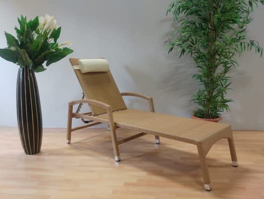 Rattania Ruheliege Bäderliege Saunaliege Mallorca Natur