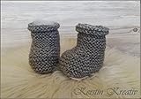 Strickanleitung Babyschuhe Grau bis zu 4 Monaten tragbar : Ideal auch für Anfänger