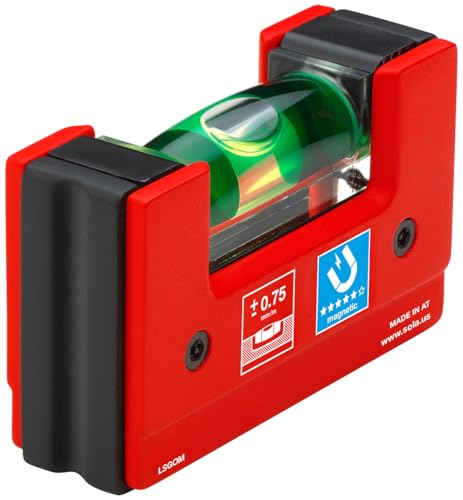 Image of SOLA LSGOM GO! Magnetic Portable Level with Clip and 1 60% Magnified Vial, 3-Inch