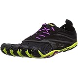Abrasion-Resistant Stretch Nylon and Breathable Mesh Upper - Malla transpirable superior de Nylon resistente a la abrasión, ayuda a prevenir que los elementos se infiltren el zapato, al tiempo que permite que el aire penetre en el interior, la promoviendo un entorno más fresco, seco y en conjunto más agradable.