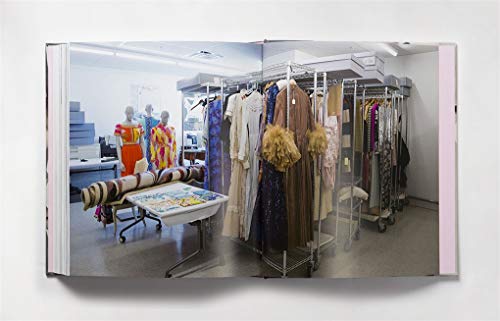 Vintage Details: a Fashion Sourcebook