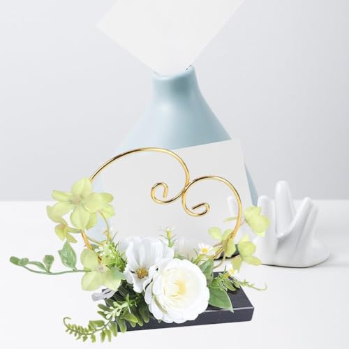 Coussins et Support en Forme de Cœur pour Valoriser vos Décorations - 3