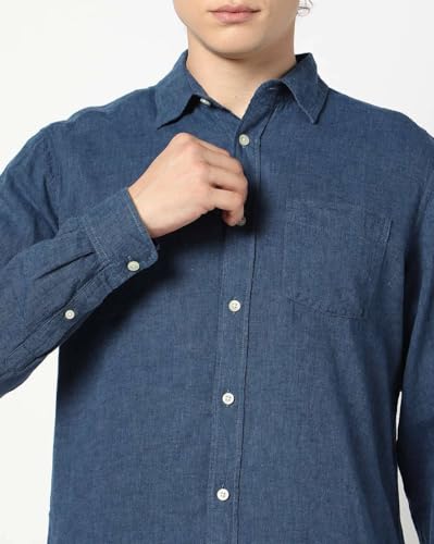 Image of GAP Men's Solid Regular Fit Shirt