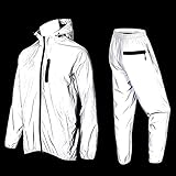 Múltiples bolsillos impermeables: bolsillos con cremallera en ambos lados de la chaqueta y bolsillos con cremallera de cuero en el pecho. Hay bolsillos en los lados y en la parte posterior de los pantalones. Con la función impermeable, ningún agua de lluvia entra puede almacenar teléfonos móviles, cambios, encendedores y otros artículos personales.