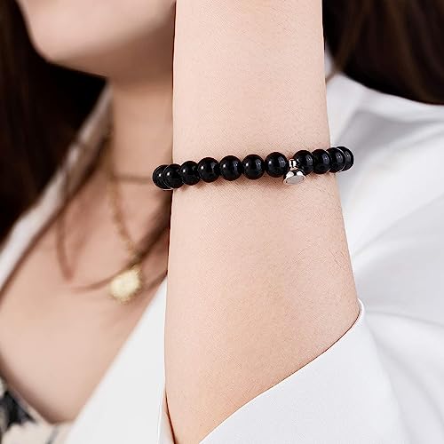Image of Fashion Frill Stylish Couple Bracelets Black & White Red Natural Stone Onyx Stretchable Wrist Band Heart Magnetic Bracelet For Women Men Boys Girls Love Gifts Friendship Promise Bracelets