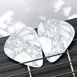 Ensemble de 12 médiators de guitare en marbre noir clair pour guitare acoustique, guitare électrique, contrebasse… - Les Beatles, Paul McCartney, John Lennon, RIngo Starr, George Harrison Ensemble de 12 médiators de guitare en marbre noir clair pour guitare acoustique, guitare électrique, contrebasse… – Image 7